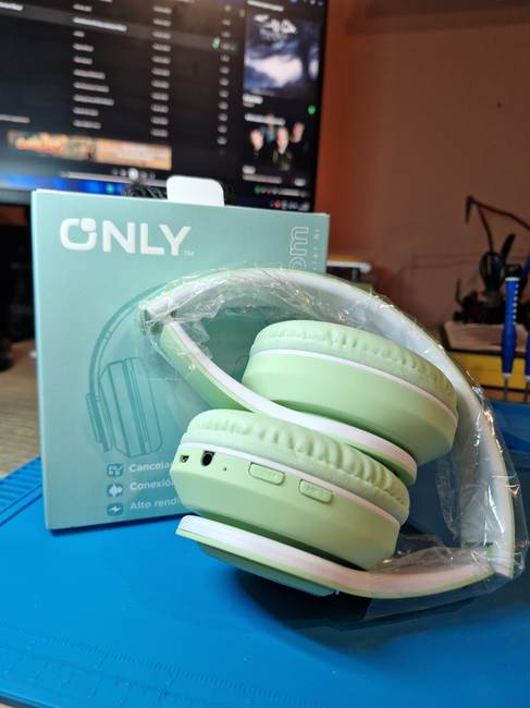 Auriculares over-ear ONLY Bt