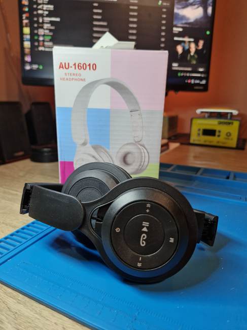 Auriculares on-ear AU-16010
