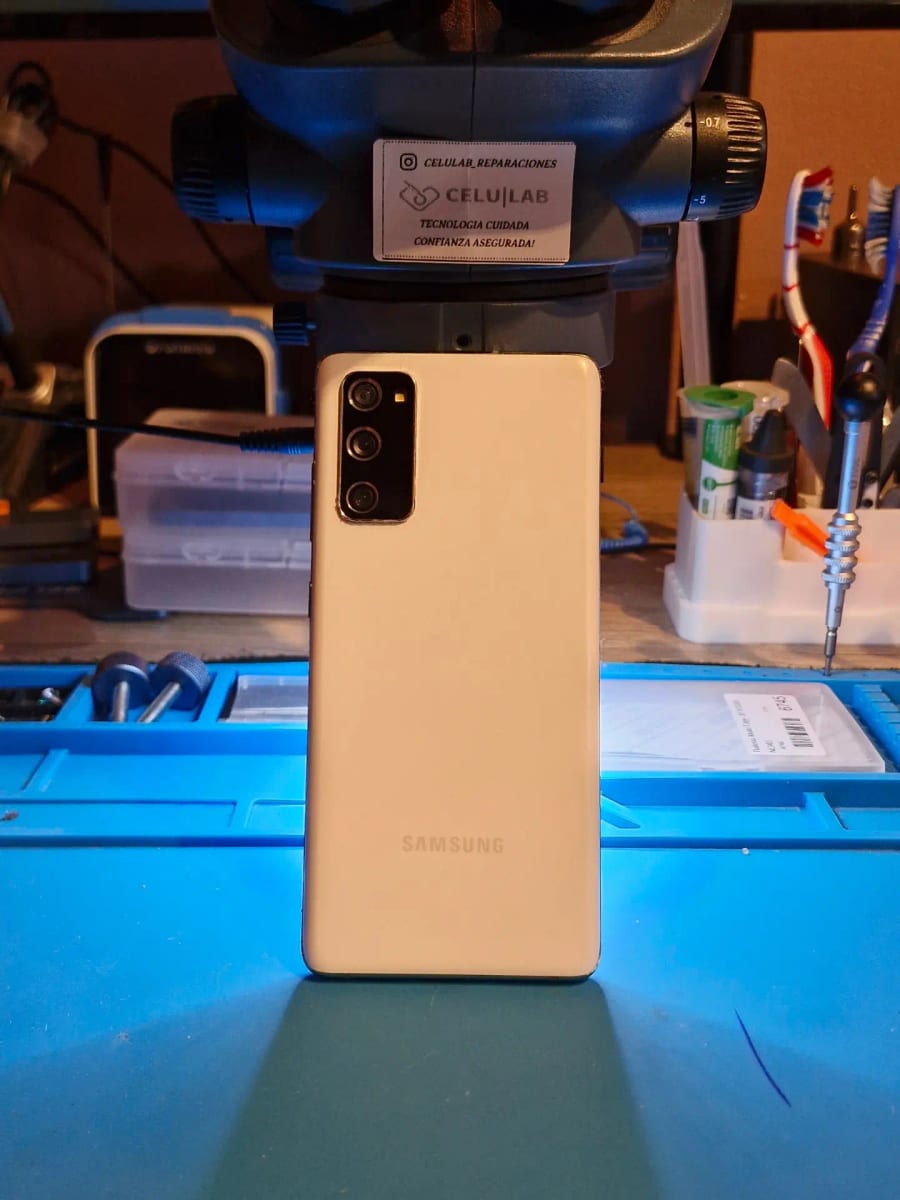 Samsung S20 FE · Reparación completa, foto 1
